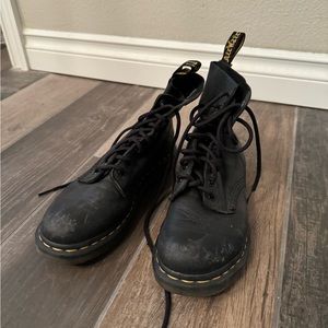 Size 6 women’s Doc Martens black boots